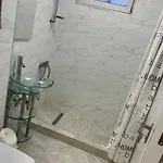 De Inchiriat קונסטנצה