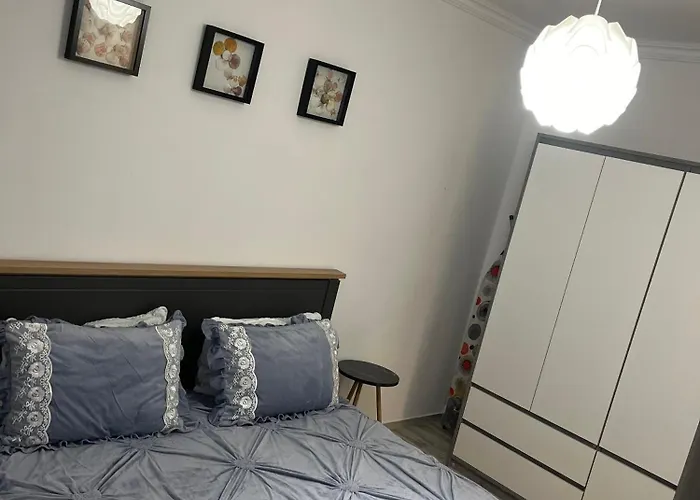 De Inchiriat Apartman *